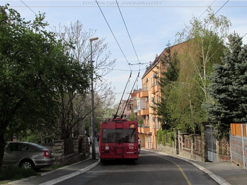 Belgrade trolleybus (207).jpg