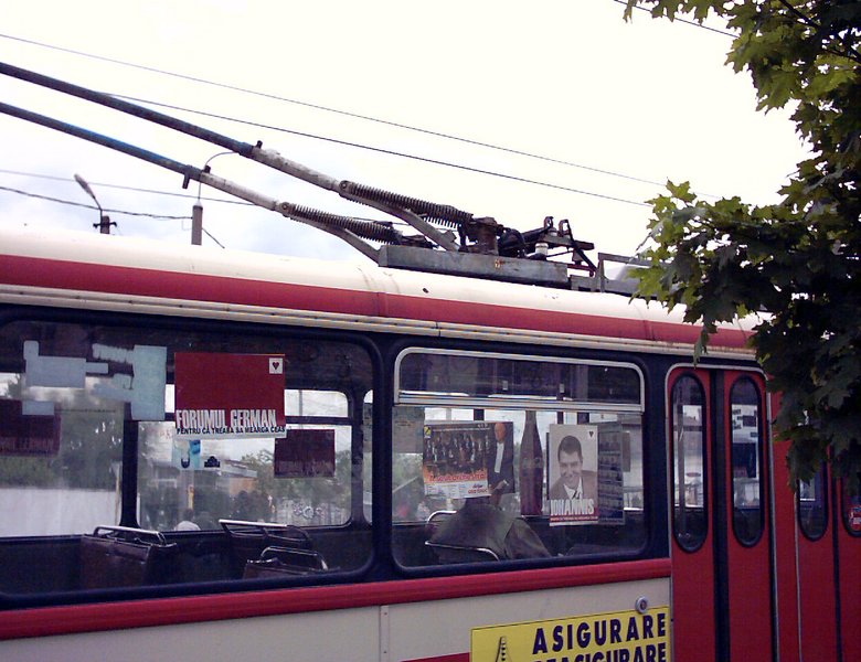 Iohannis loves trolleybuses.JPG