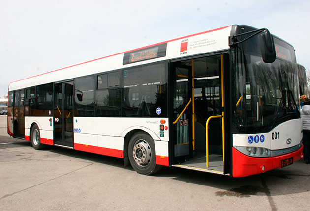 autobuz Solaris Pitesti.jpg