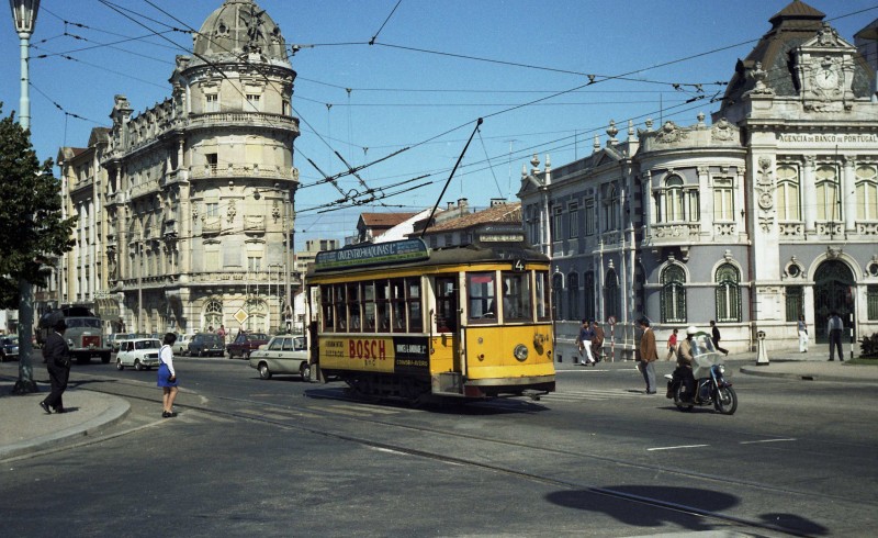 Coimbra tram 1973 g.jpg