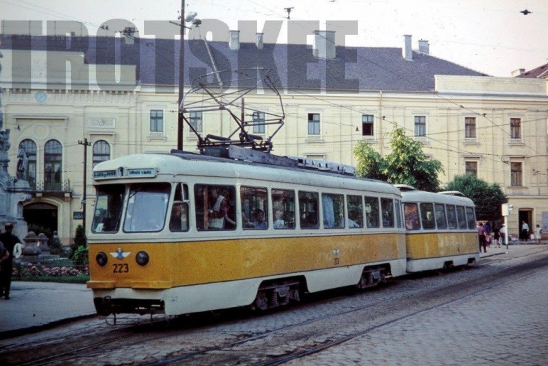 35mm-Slide-ROMANIA-Timisoara-Tram-Strassenbahn-223-1971.jpg