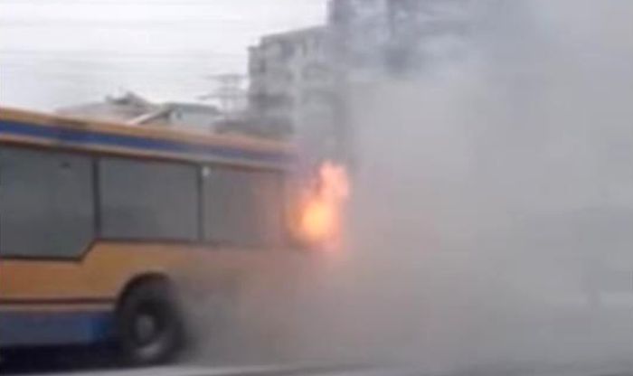 autobuz Iasi foc 1.jpg