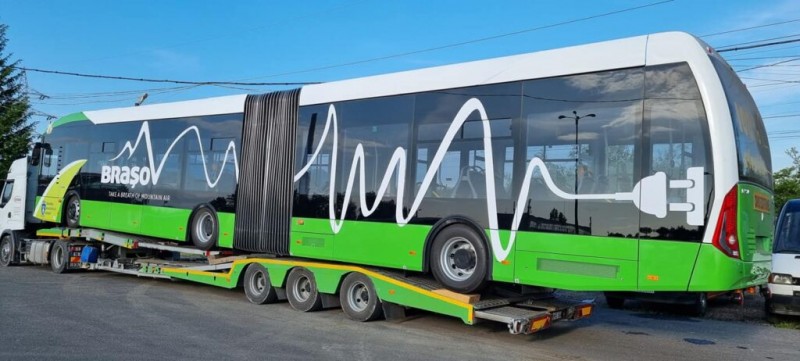 autobuz-electric-18-metri-1024x462.jpeg